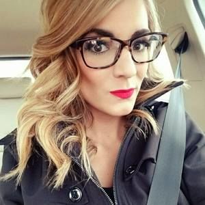 Meet your Posher, Aubrie